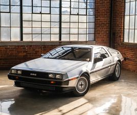 1981 DELOREAN DMC-12