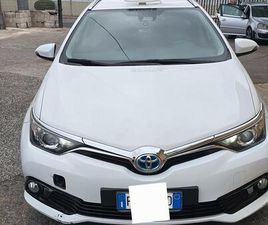 TOYOTA AURIS TOYOTA AURIS