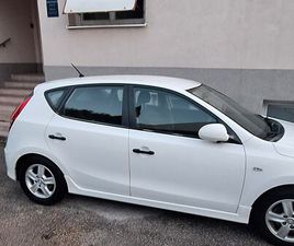 HYUNDAI I30 HYUNDAI I30 1,4 16V, 2011 GOD.