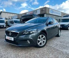 ② VOLVO V40 CROSS COUNTRY 1.5 T4 AUTOMATIQUE 179 CH — VOLVO — 2EMEMAIN