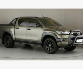 TOYOTA HILUX DOUBLE CABINE 2.8GD-6 DOUBLE CAB 4X4 LEGEND RS