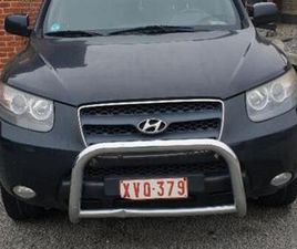② HYUNDAI SUV 4X4 — HYUNDAI — 2EMEMAIN