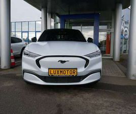 PREMIUM AWD 99KWH EXTENDED RANGE 351CH/258KW - A1