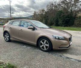 V40 D2 MOMENTUM AUT. 115 MOMENTUM