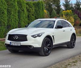 INFINITI QX70 3.0D S PREMIUM