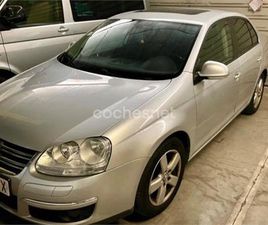 VOLKSWAGEN JETTA 1.6 TRENDLINE