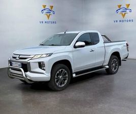 MITSUBISHI L200 MITSUBISHI L200 2.2 DI-D 150CH CLUB CAB INSTYLE ** TVA RÉCUPÉRABLE / ENTRETIENS COMPLET...