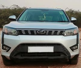 MAHINDRA XUV300