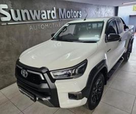 TOYOTA HILUX DOUBLE CABINE 2.8GD-6 XTRA CAB LEGEND
