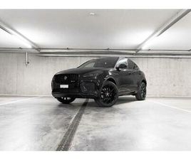 JAGUAR E-PACE JAGUAR E-PACE 1.5 T 270E R-DYNAMIC SE AWD