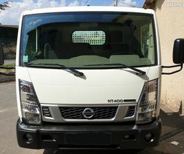 CAMION BENNE NISSAN NT400