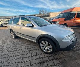 SKODA OCTAVIA COMBI SCOUT 4X4 /SCHIEBEDACH