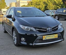TOYOTA AURIS TOURING SPORTS 1.8 HSD LOUNGE (AUTOMATA) FRISSEN SZERVIZELT PANORAMA TETŐ