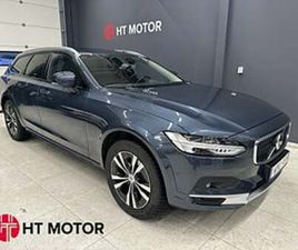 VOLVO V90 CROSS COUNTRY VOLVO V90 CROSS COUNTRY B4 AWD MOMENTUM 360 KAMERA/DRAG/ H/K NAVI/ SKINN