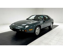 1982 PORSCHE 928