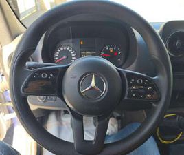 FRIGORIFERO 311CDI F37/35 RWD TA 907 RWD