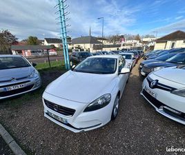 VOLVO V40 D2 1.6 115 CV TRÈS BON ÉTAT DISTRIBUTION NEUVE CAMÉRA DE RECUL