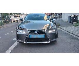 LEXUS IS300H HYBRIDE