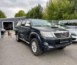 ② HILUX DC 3.0 BVA 165000 KM CAR-PASS AVEC COU ET BOSS PARTOUT — TOYOTA — 2EMEMAIN