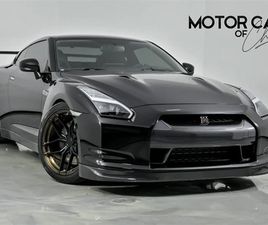 NISSAN GT-R 2011 NISSAN GT-R PREMIUM