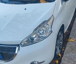 PEUGEOT 208 PEUGEOT 208EHDI 92CV ALLURE