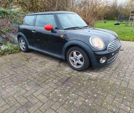 DODGE CALIBER ② MINI COOPER R56 BENZINE EN DODGE CALIBER 2.0CRD — MINI — 2EMEMAIN