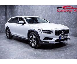 VOLVO V90 CROSS COUNTRY D4 VOLVO V90 CROSS COUNTRY D4 AWD MOMENTUM VÄRMARE CARPLAY KAMERA BLIS NAVI