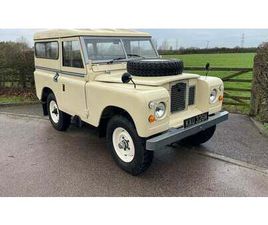 1975 LAND ROVER SERIES 3 JAUNE MANUEL, 4 VITESSES CONDUIT...