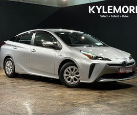 HYBRID 1.8L AUTOMATIC - MULTI FUNCTION STEERING WHEEL - CRUISE CONTROL - LANE KEEP ASSIST - HEATING / AC CONTROLS