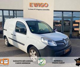 FOURGON 1.5 DCI 110 CH GRAND-CONFORT BOITE AUTO / ATTELAGE/ RADAR RECULE