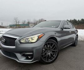 USED 2017 INFINITI Q70 3.7X