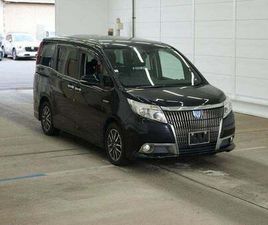 TOYOTA VOXY ESQUARE 1.8 HYBRID LEATHER 7 SEATS ULEZ PETROL/ELECTRIC HYBRID AUTOMATIC