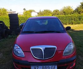 PRODAJEM LANCIA Y 1.2 BENZIN