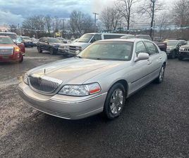 USED 2005 LINCOLN TOWN CAR SIGNATURE