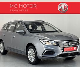 EXCLUSIVE**HEATED LEATHER SEATS**SEMI DIGITAL DASH**TOUCHSCREEN INFOTAINMENT**APPLE CAR PLAY**MULTIFUNCTIONAL STEERING WHEEL**CRUISE CONTROL**REVERSE CAMERA**PA