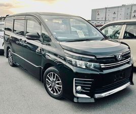 2014 - TOYOTA 2.0 AUTO VOXY ZS 7 SEATER 5-DOOR