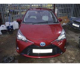 TOYOTA YARIS 2017 (67) - 1.5 HYBRID ICON TECH 5DR CVT 2017 AUTO ONE OWNER SAT NAV
