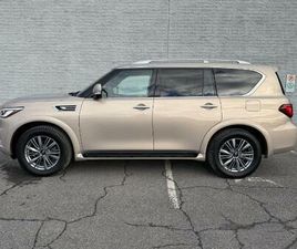 INFINITI QX80 2022 INFINITI QX80 LUXE AWD VERY RARE COLOR 7 SEATERS 8500LBS TOWING