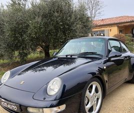 PORSCHE 911 MODÈLE 993 CARRERA 4 MOTEUR 3.6 – 272 CH – 21 CV COULEUR BLEU NUIT MÉTALLISÉ
