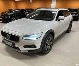 ** JUURI SAAPUNUT! / VETOKOUKKU / WEBASTO / NAHAT / 360KAMERA / HARMAN&KARDON **