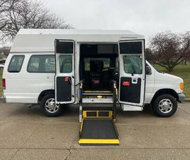 FORD ECONOLINE *1-OWNER *12-PASSENGER CHURCH BUS VAN *BRAUN ♿ WHEELCHAIR LIFT