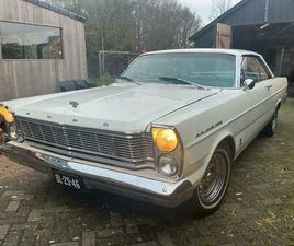 VOITURE VOYAGEURS FORD GALAXIE 500 DE 1965