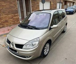 RENAULT - GRAND SCÉNIC