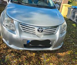 TOYOTA AVENSIS KOMBI