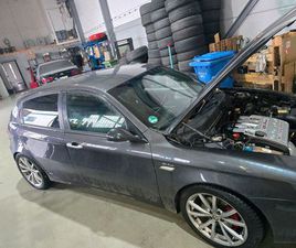 ALFA ROMEO 147 ALFA ROMEO ALFA ROMEO 147 1.6 16V TÜV NEU. MOT...