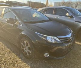 TOYOTA AVENSIS KOMBI EXECUTIV BI-XENO NAV SHZG PDC PANO