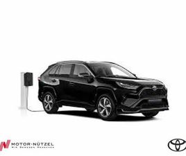 TOYOTA RAV4 PLUG-IN HYBRID 4X4 TEAMPLAYER