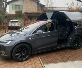 TESLA MODEL X