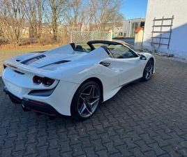 FERRARI F8 SPIDER, ABSOLUT VOLL, CARBON, NUR 1.000 KM