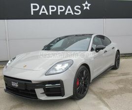 PORSCHE PANAMERA GTS PDK MO.-I.ÁFA-S.VEZ.SZERVIZKÖNYV